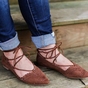 Not Rated Women Brown Suede Lace Up Pointed Toe‎ Ballet Flats Shoes sz 8 NWOT